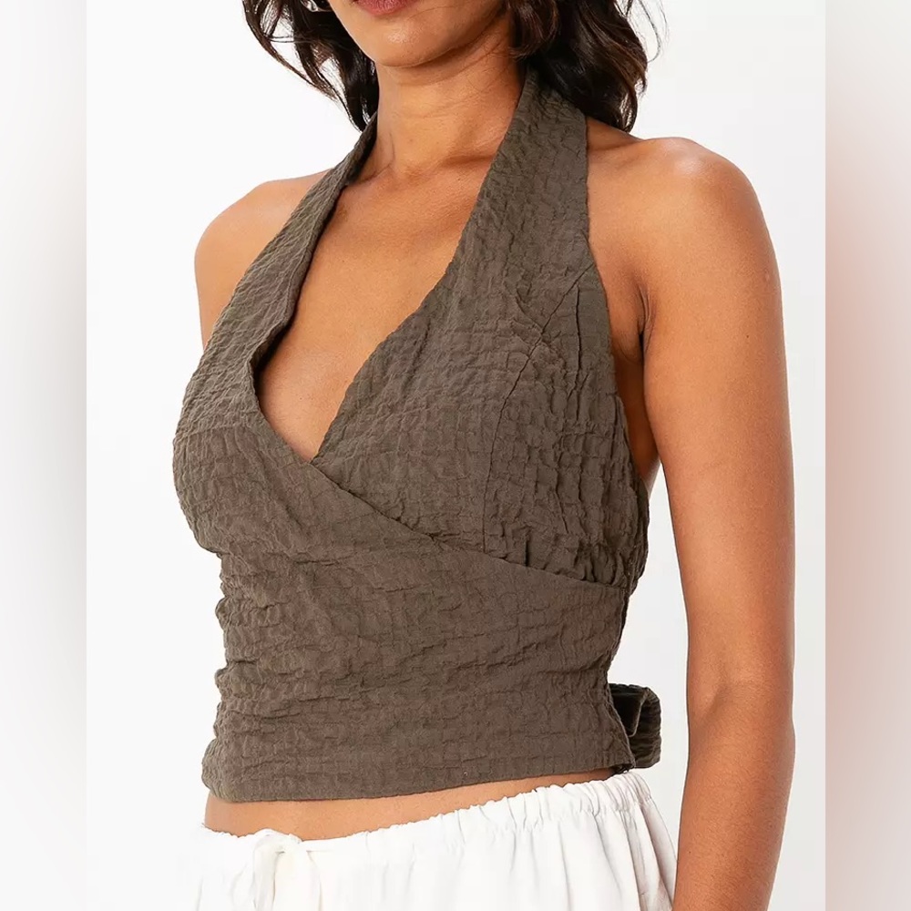 Zara crinkled textured dark olive green halter neck tie wrap top - Picture 2 of 11